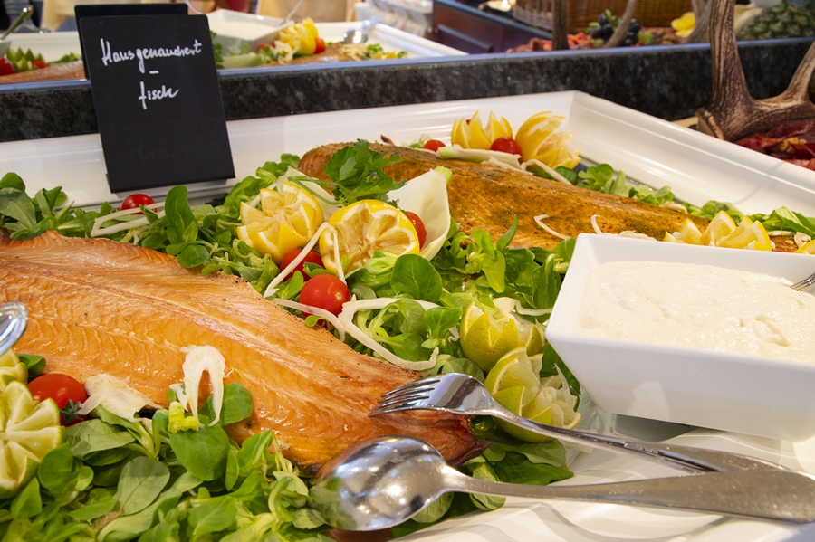 Osterbrunch im Hotel Döllnsee-Schorfheide - Familienhotel, Wellness-Hotel und Tagungshotel in Brandenburg bei Berlin