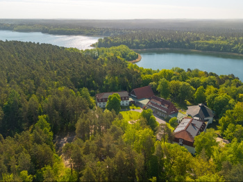 hotel-doellnsee-schorfheide-uckermark-luftbild-1_1280.jpg
