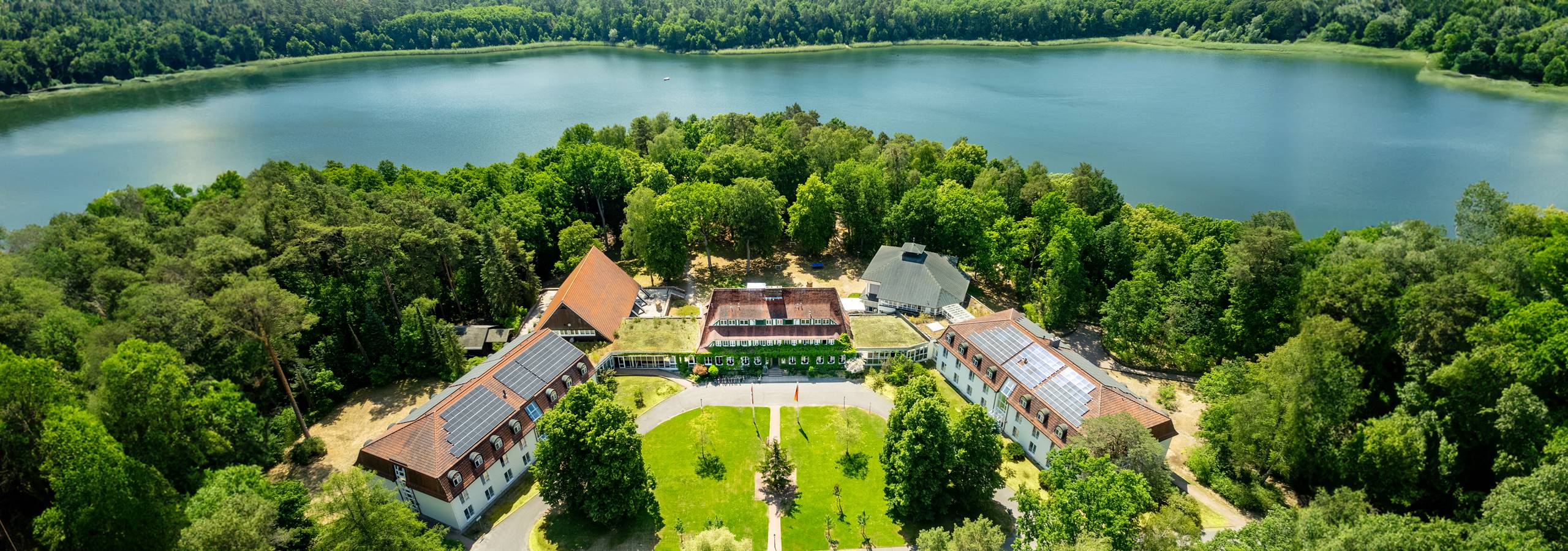 Hotel Döllnsee-Schorfheide - Familienhotel und Tagungshotel in Brandenburg bei Berlin