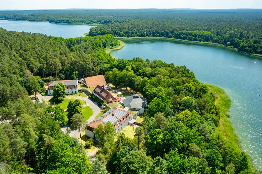 Hotel Döllnsee-Schorfheide - Familienhotel und Tagungshotel in Brandenburg bei Berlin