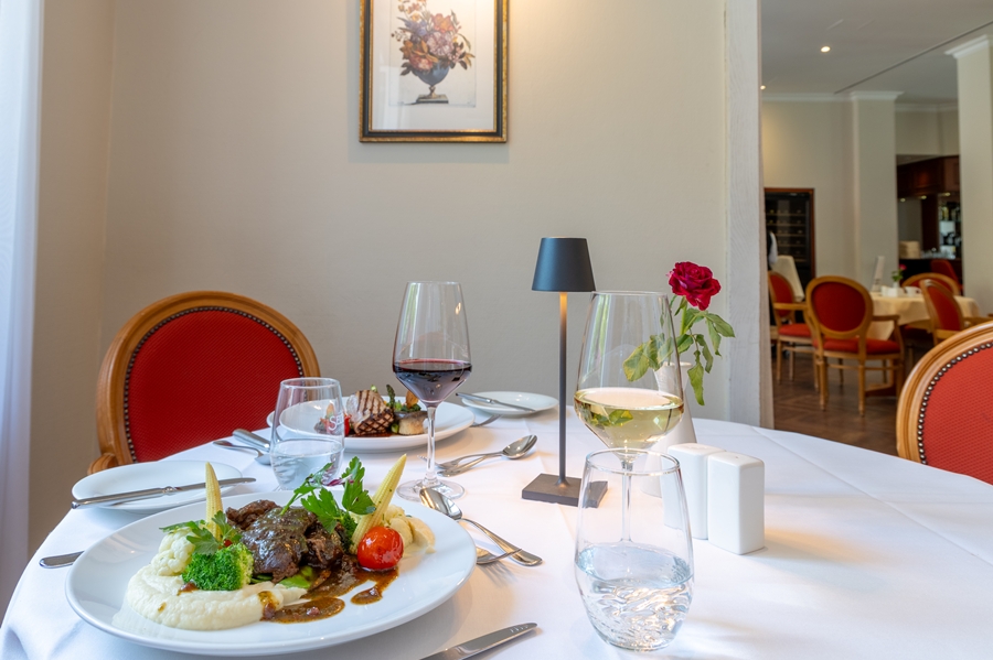 Hotel Döllnsee-Schorfheide - Familienhotel und Tagungshotel in Brandenburg bei Berlin