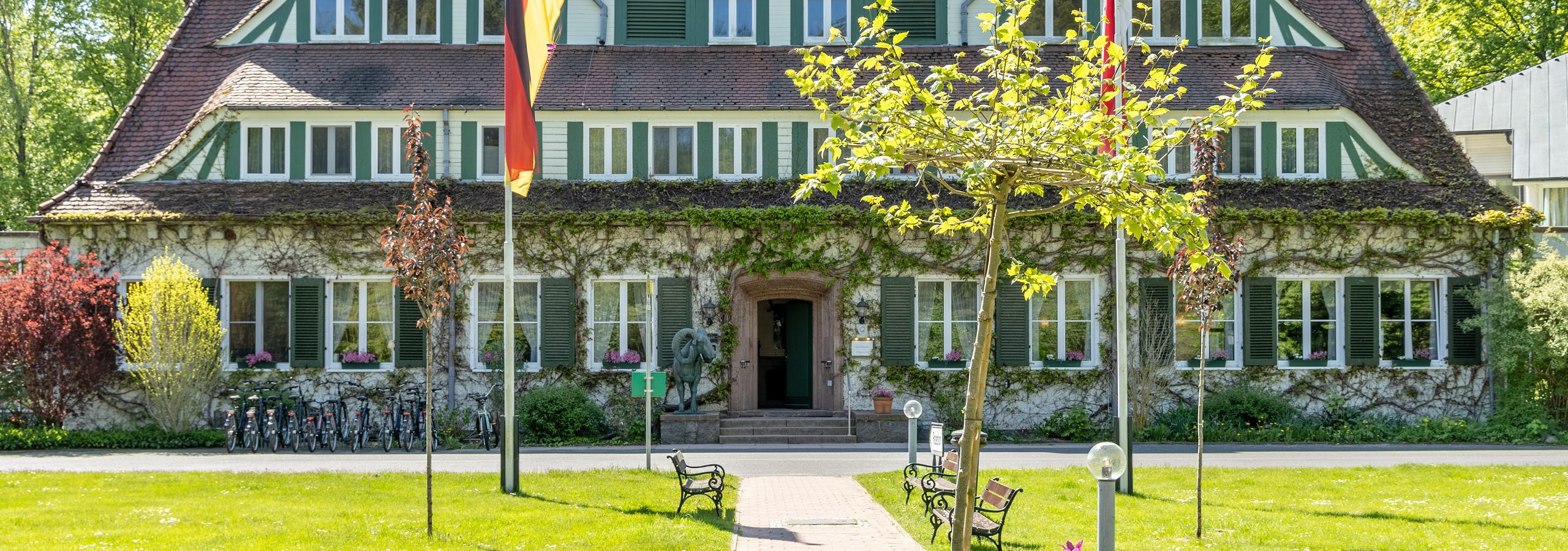 Hotel Döllnsee-Schorfheide - Familienhotel und Tagungshotel in Brandenburg bei Berlin Hotel Döllnsee-Schorfheide - Familienhotel und Tagungshotel in Brandenburg bei Berlin