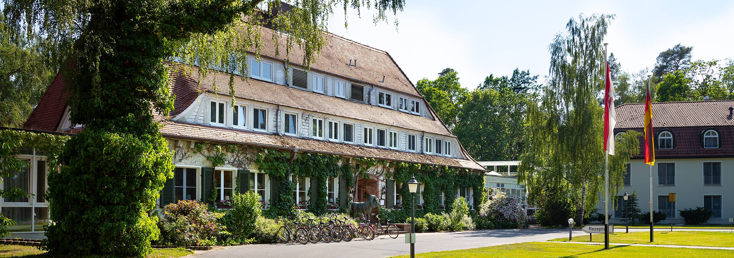 Hotel Döllnsee-Schorfheide - Familienhotel und Tagungshotel in Brandenburg bei Berlin