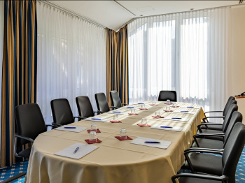 hotel-doellnsee-schorfheide-uckermark-besprechung-1_1280.jpg